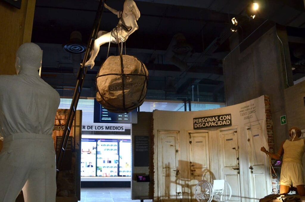 Explora el Museo Memoria y Tolerancia en Ciudad de México: Historia, Reflexión y Aprendizaje 4 1 1 1 1